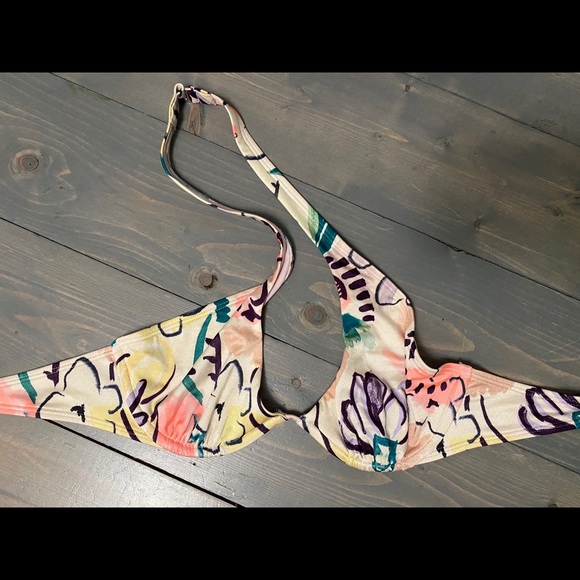 Victoria's Secret Other - Victoria’s Secret Halter Bra 34B